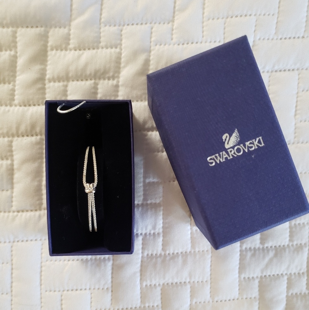 Swarovaki Crystal Bangle Bracelet - Picture 3 of 3